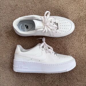 nike air force 1 sage low